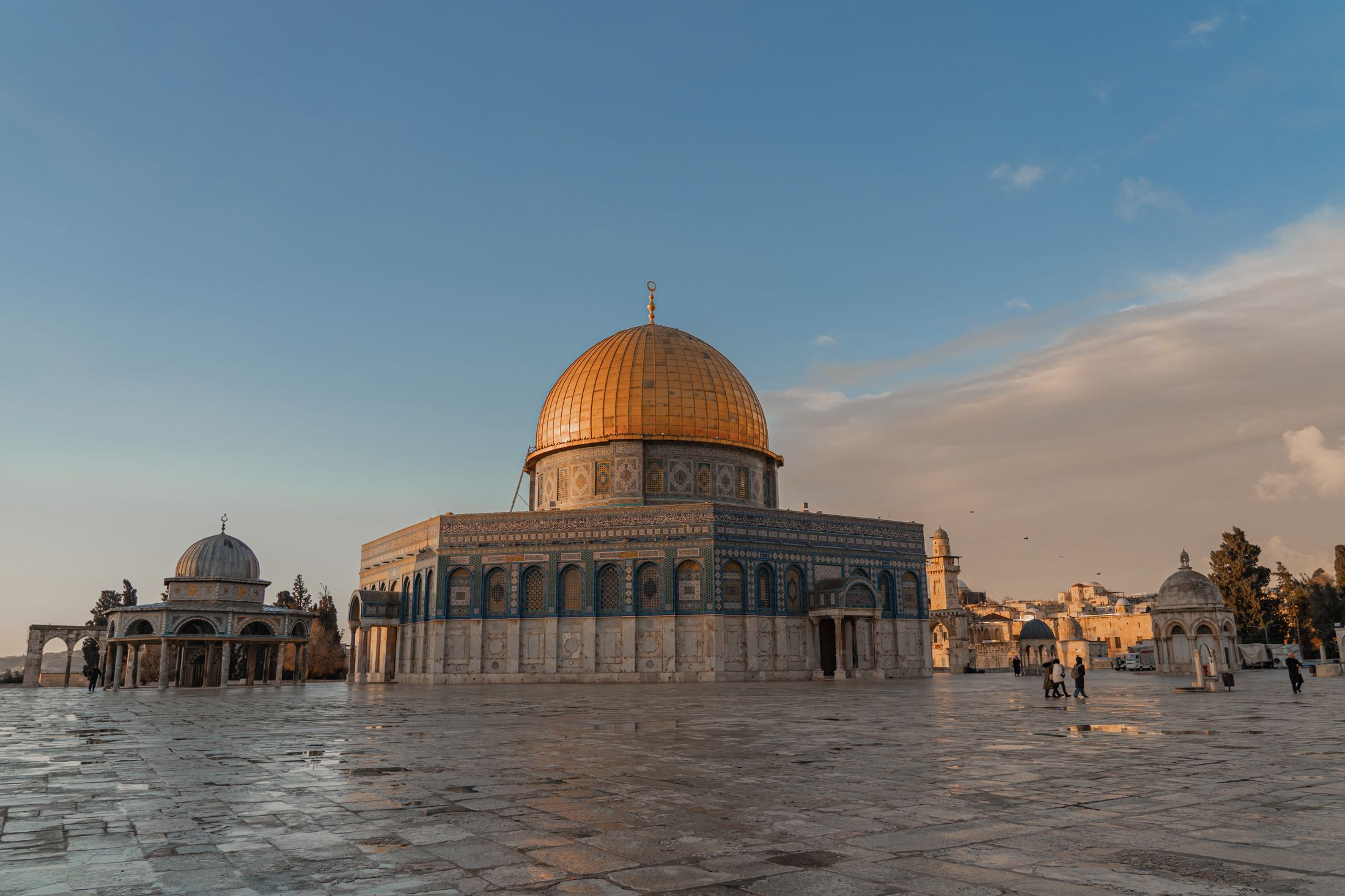Der Felsendom in Jerusalem im goldenen Abendlicht
